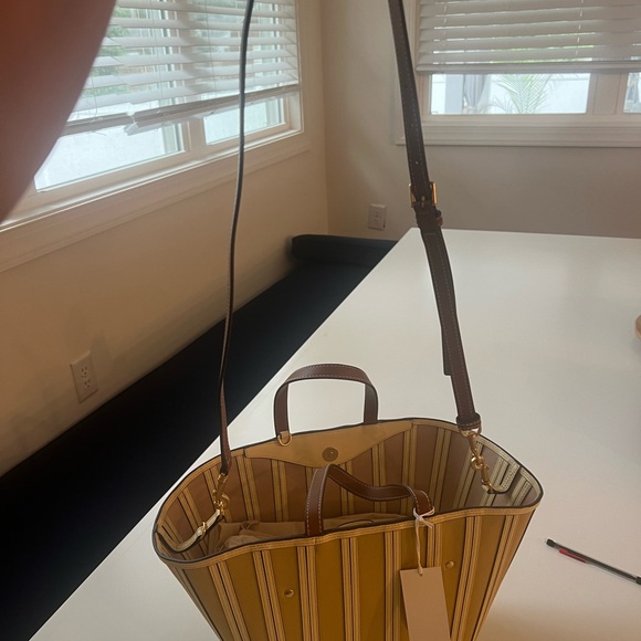 NWT Tory Burch McGraw Canvas Panel Carryall Bag -  Cornbread - Picture 10 of 11